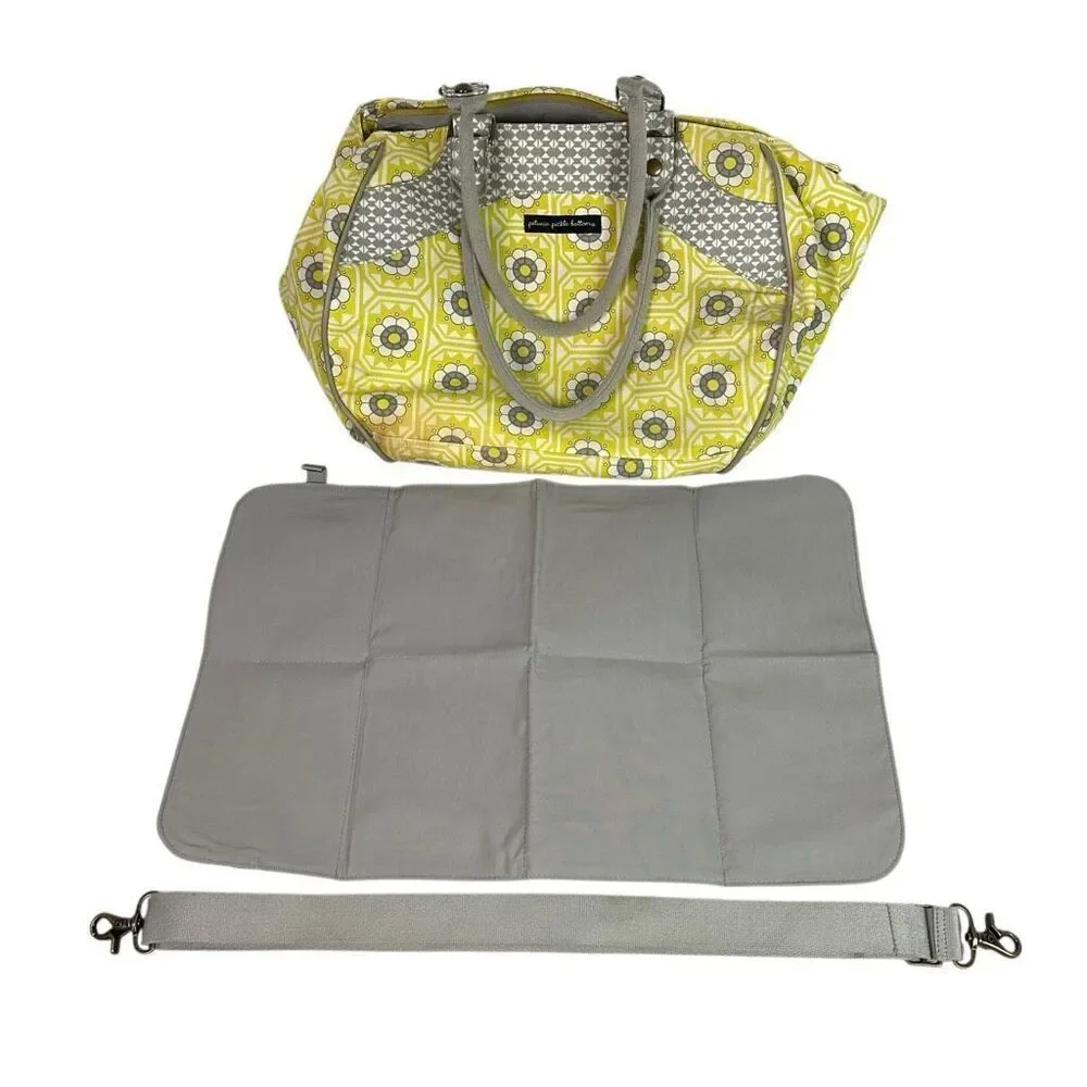 Petunia Pickle Bottom Baby Wistful Weekender Bag w/Changing Pad